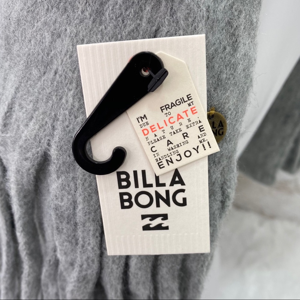 Billabong Gray On The Fringes Oversized Wrap/Scarf - Picture 5 of 6